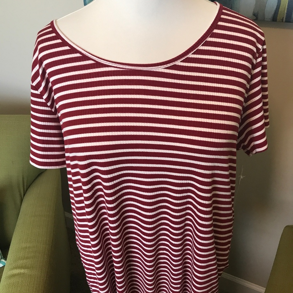 LulaRoe 3X Classic T