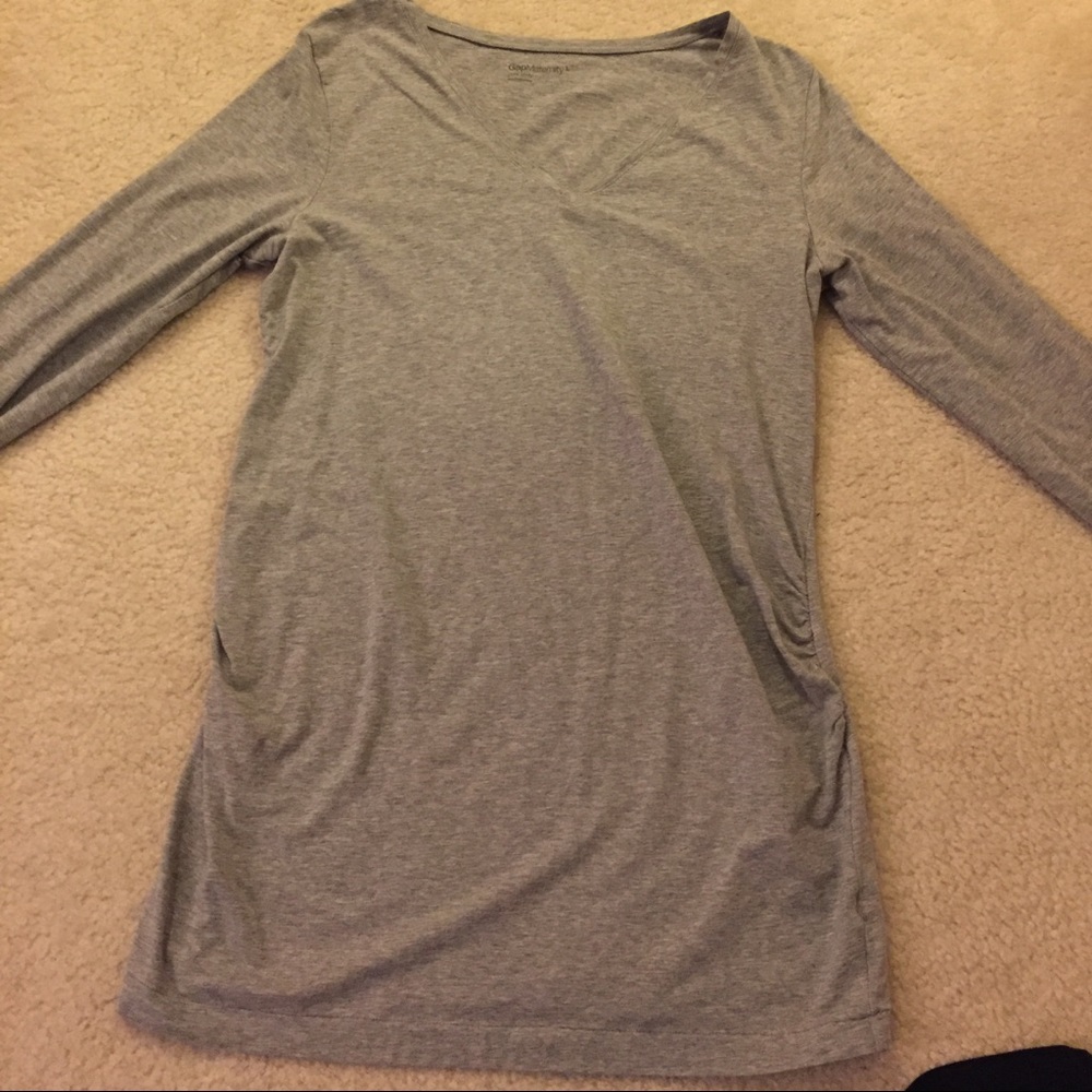 Gap Maternity pure body long sleeve crew tee