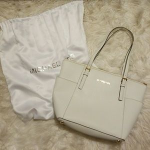 Michael Kors, White Jet Set Zip Top Tote Bag