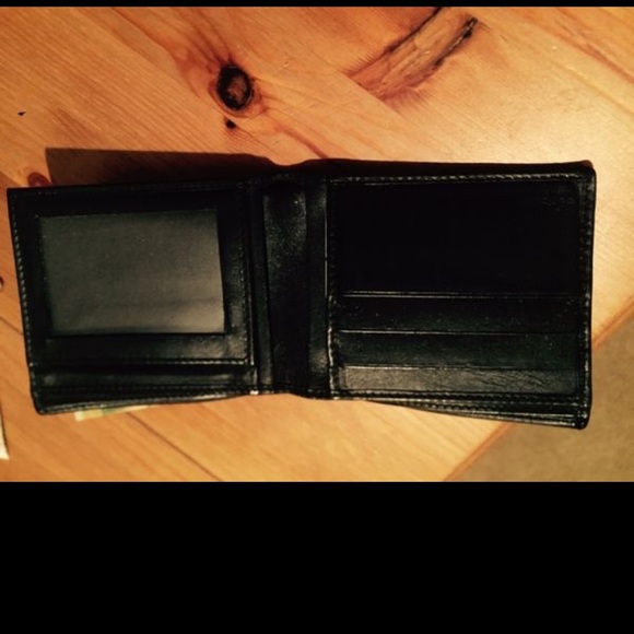 Gucci limited edition wallet - Picture 3 of 5