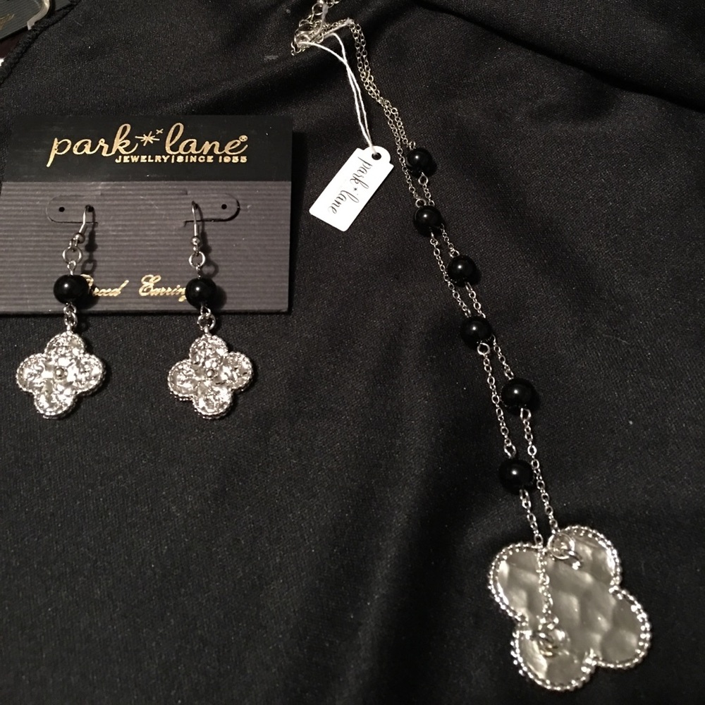 Park lane set necklace and earrings.