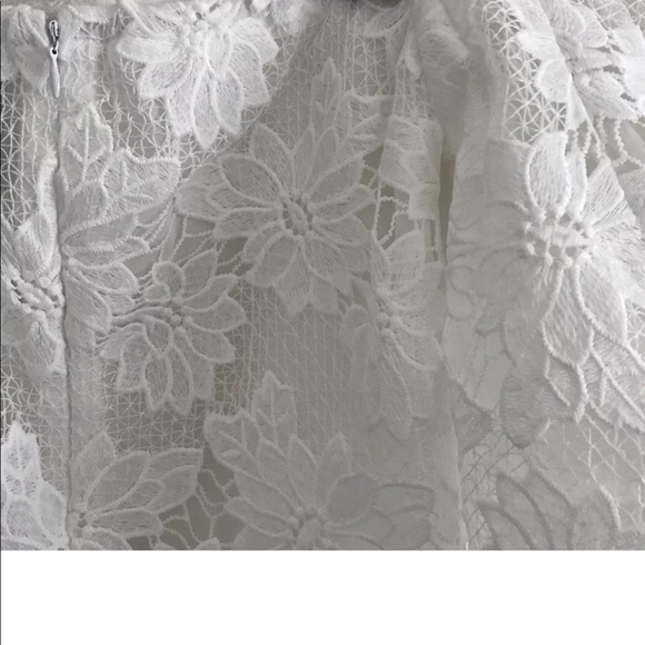 Nwt Nicholas off-the-shoulder floral lace top - Picture 3 of 4