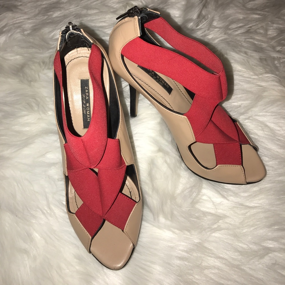Zara Woman classy peep toe pumps