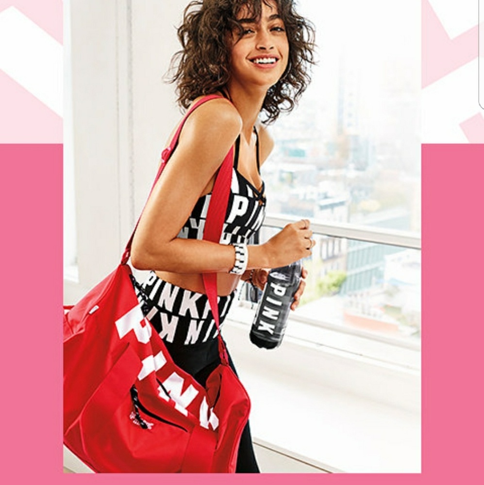 🎀Traded Locally 🎀 just duffle bag nwt