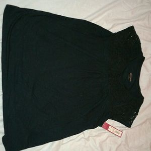 A black t-shirt