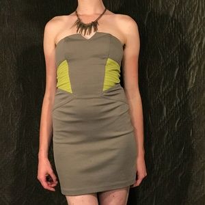 BCBG MaxAzria Grey Bodycon with Lime Wedges