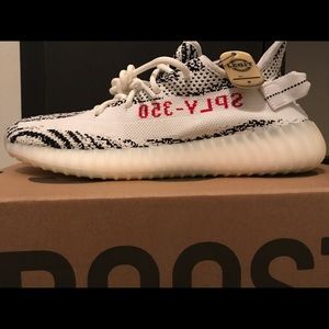 Zebra v2 350 yeezys. Deadstock. Size 9.