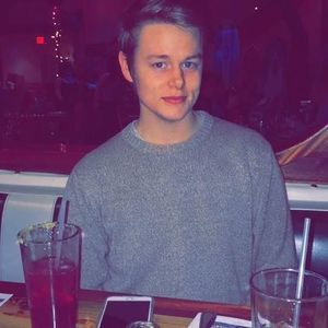 Meet your Posher, Jonathan