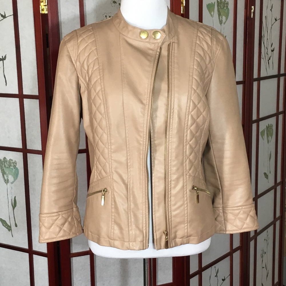 Bebe Trendy Gorgeous Faux Leather Pleated Jacket🍁