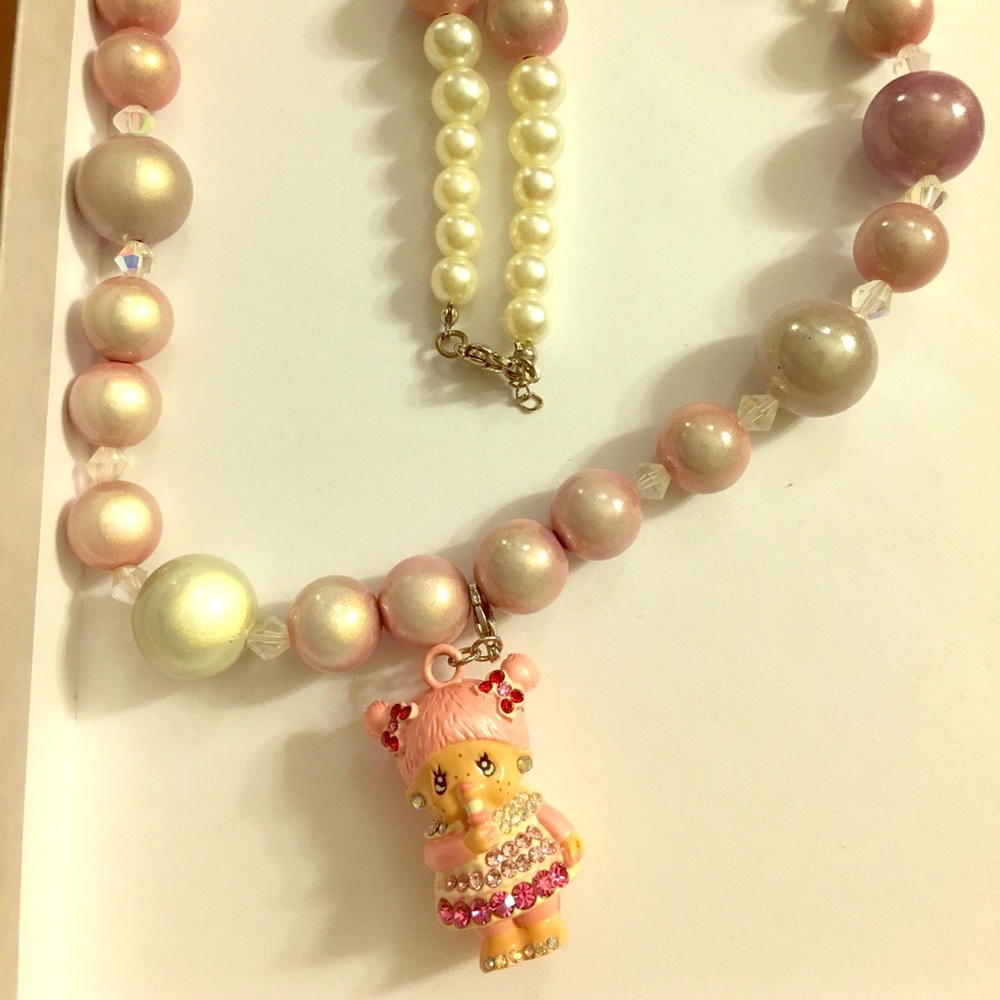Super cute monchhichi pearl sweater necklace