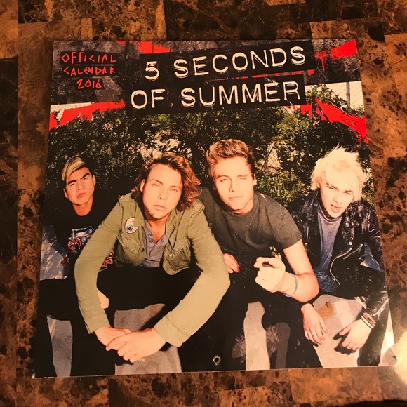5 Seconds Of Summer Authentic 2016 Calendar - Picture 1 of 2