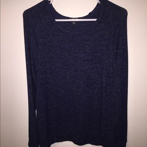 Lightweight sweatshirt