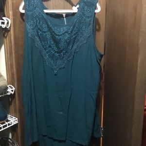 Beautiful teal green tank top by Eyeshadow