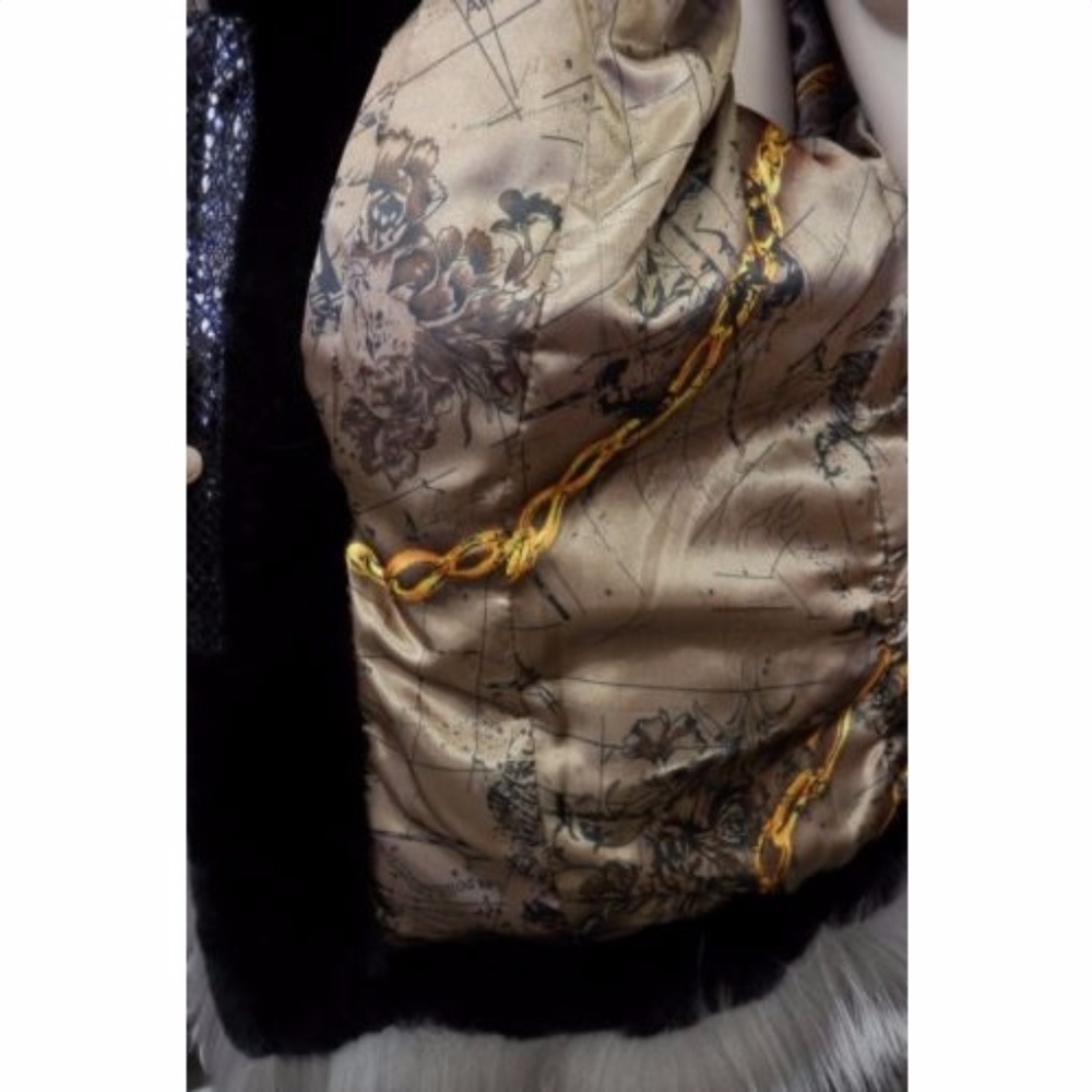 *SOLD* Mouton Lamb Fur Jacket w/ Silver Fox Trim - Picture 5 of 5