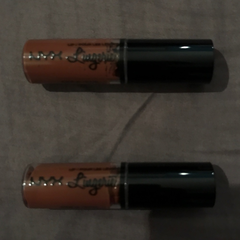 NYX lip lingerie liquid lipstick:Teddy &Beautymark
