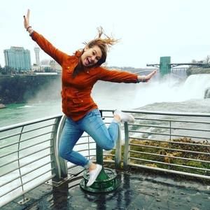 Meet your Posher, Aly