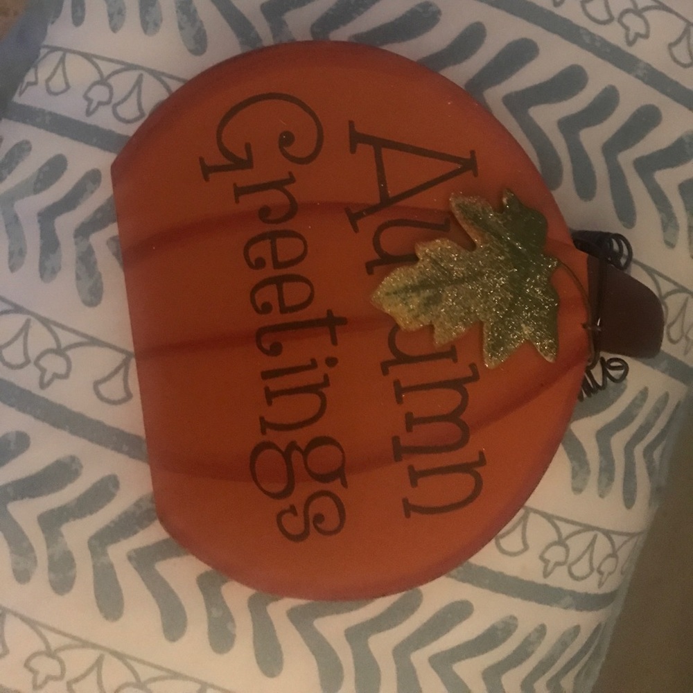 Autumn greetings sign