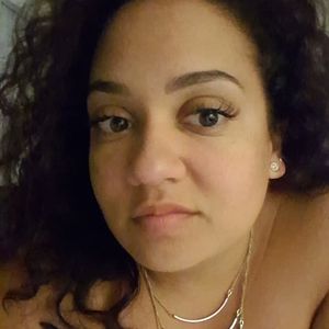Meet your Posher, Naomi
