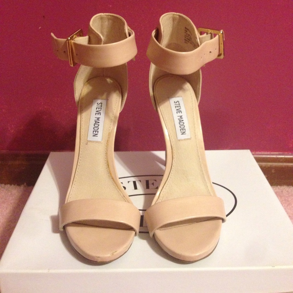 Steve Madden Nude strap high heel