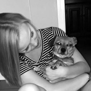 Meet your Posher, Kayla