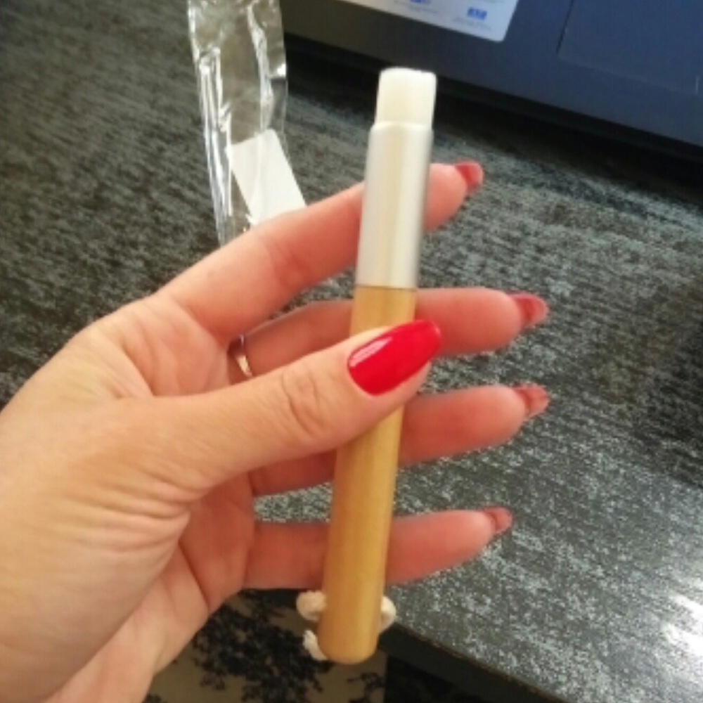 Professional nose & chin blackhead clearing brush - Picture 2 of 3