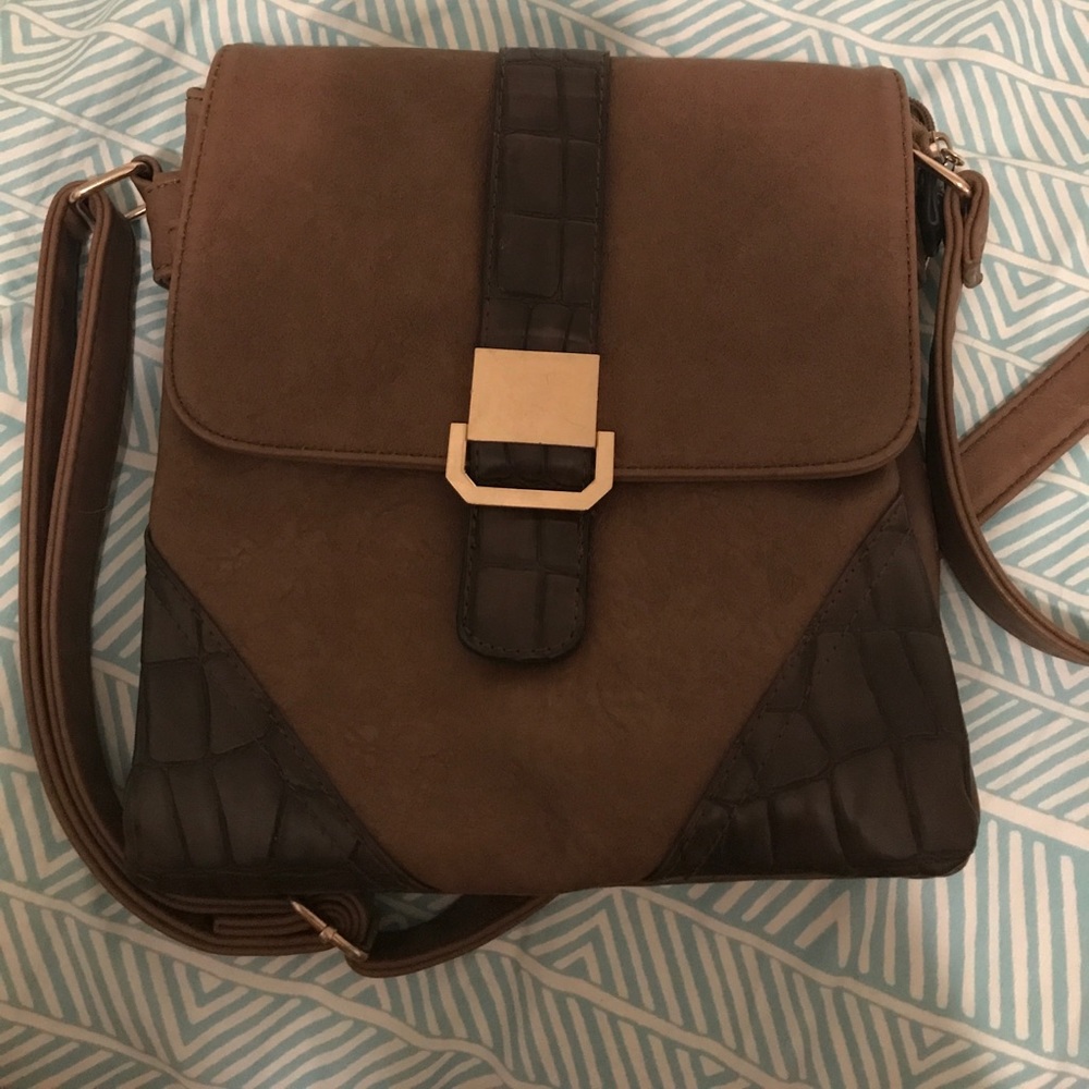 Cross body bag