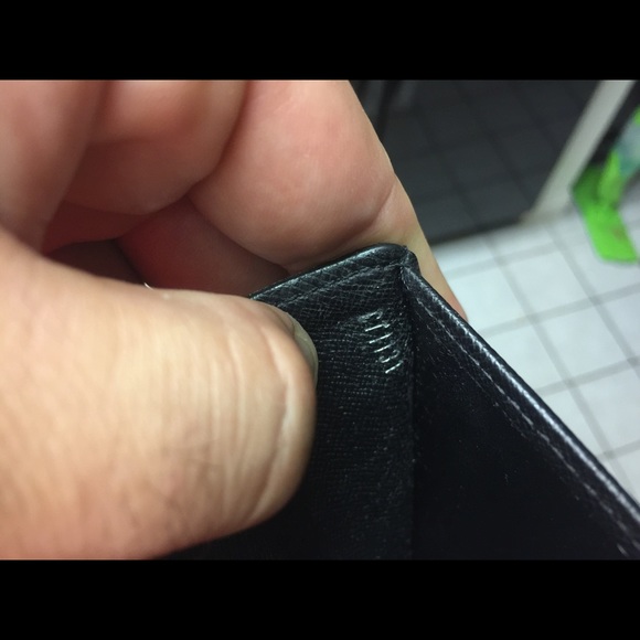 100% authentic LV Graphite Damier Trifold wallet - Picture 3 of 8