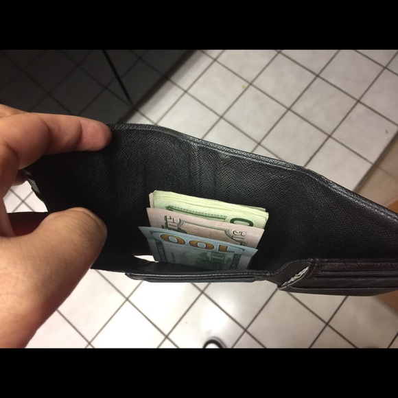 100% authentic LV Graphite Damier Trifold wallet - Picture 4 of 8