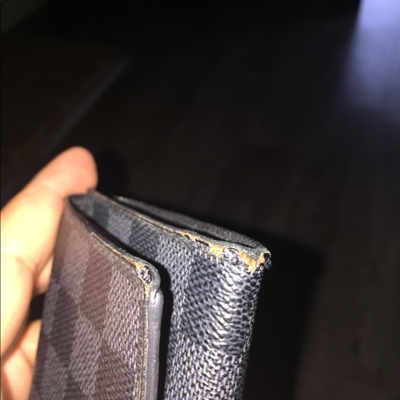100% authentic LV Graphite Damier Trifold wallet - Picture 8 of 8
