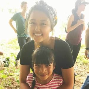 Meet your Posher, Emilie