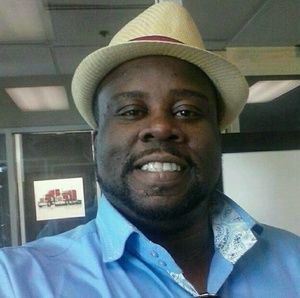 Meet your Posher, Derrick