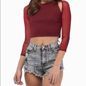Tobi maroon crop too
