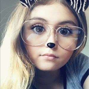 Meet your Posher, Karla