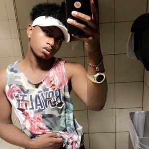 Meet your Posher, Kentaveon