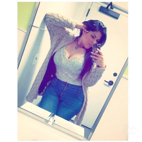 Meet your Posher, Brenda - Picture 1 of 1