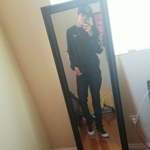 Meet your Posher, Roman