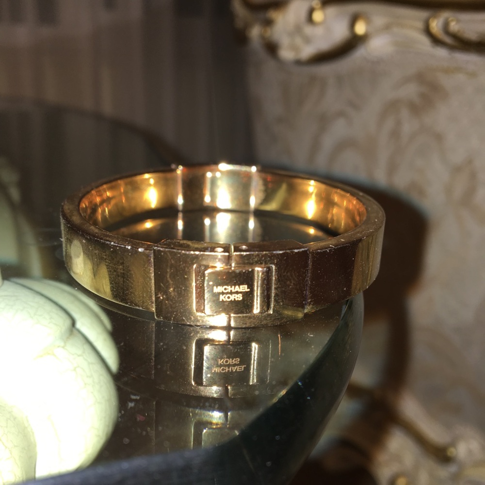 Michael Kors Heritage Hinge Bangle