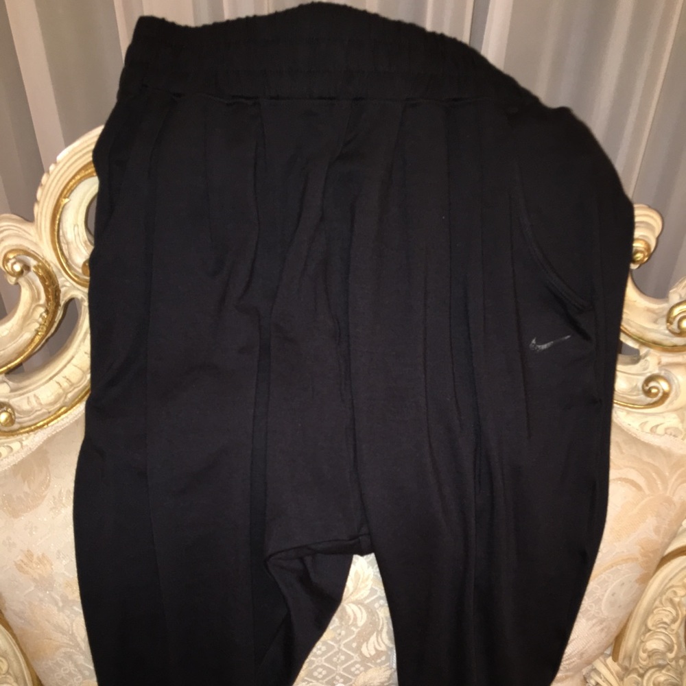 Nike Avant Move Training Capri