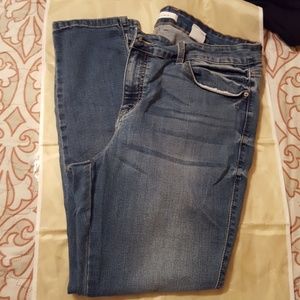 HIGH WAISTED SKINNY JEANS"