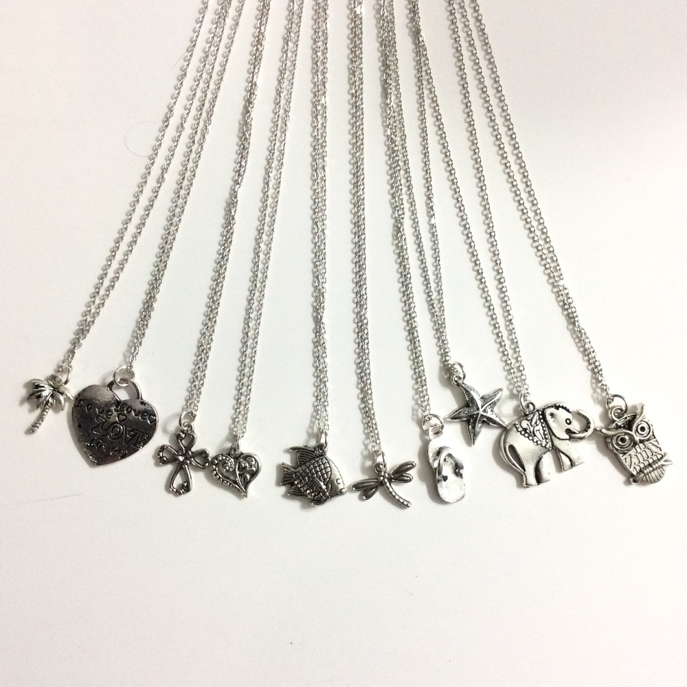 Anchor necklace (and more) - Picture 2 of 4