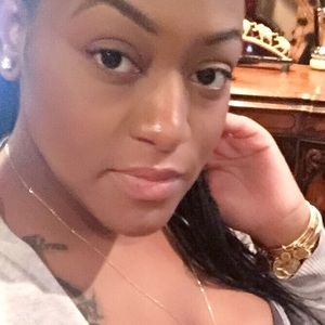 Meet your Posher, Alaina