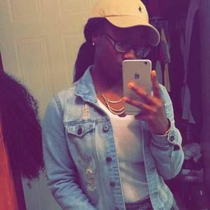 Meet your Posher, Kierra