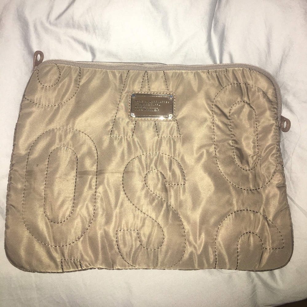 Marc by Marc jacobs 15 in laptop bag