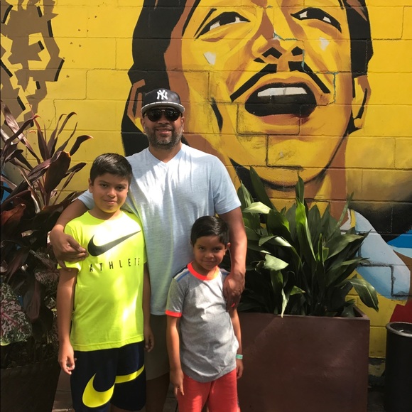 Meet your Posher, Leon - Picture 1 of 1