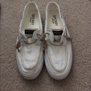 White canvas Sperry boat shoe sneakers