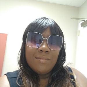 Meet your Posher, Lee