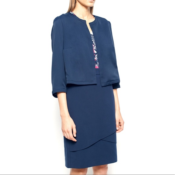 Stylish classic suit Jacket - Picture 2 of 3