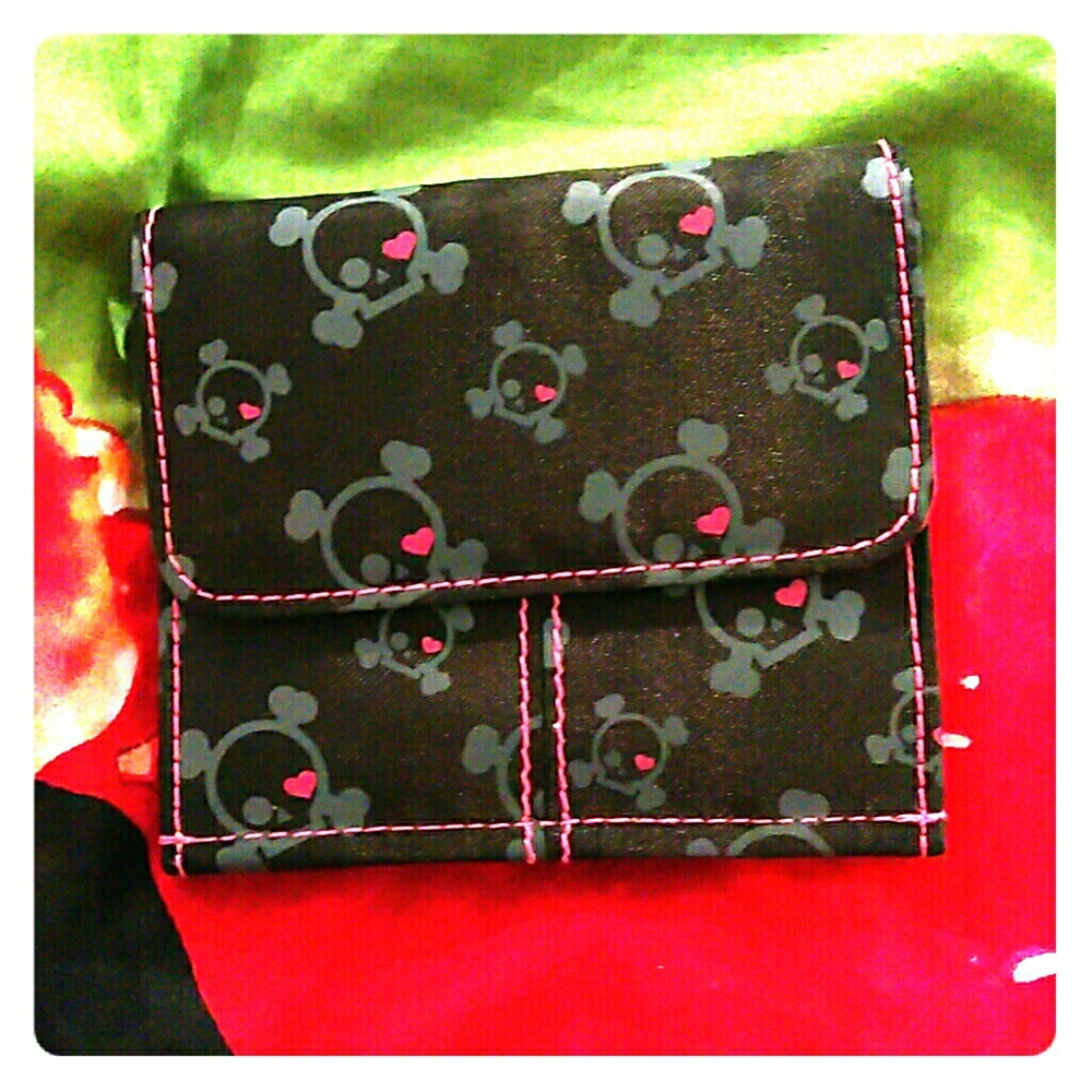 Skull wallet