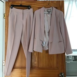 Forever21 women's blush suit