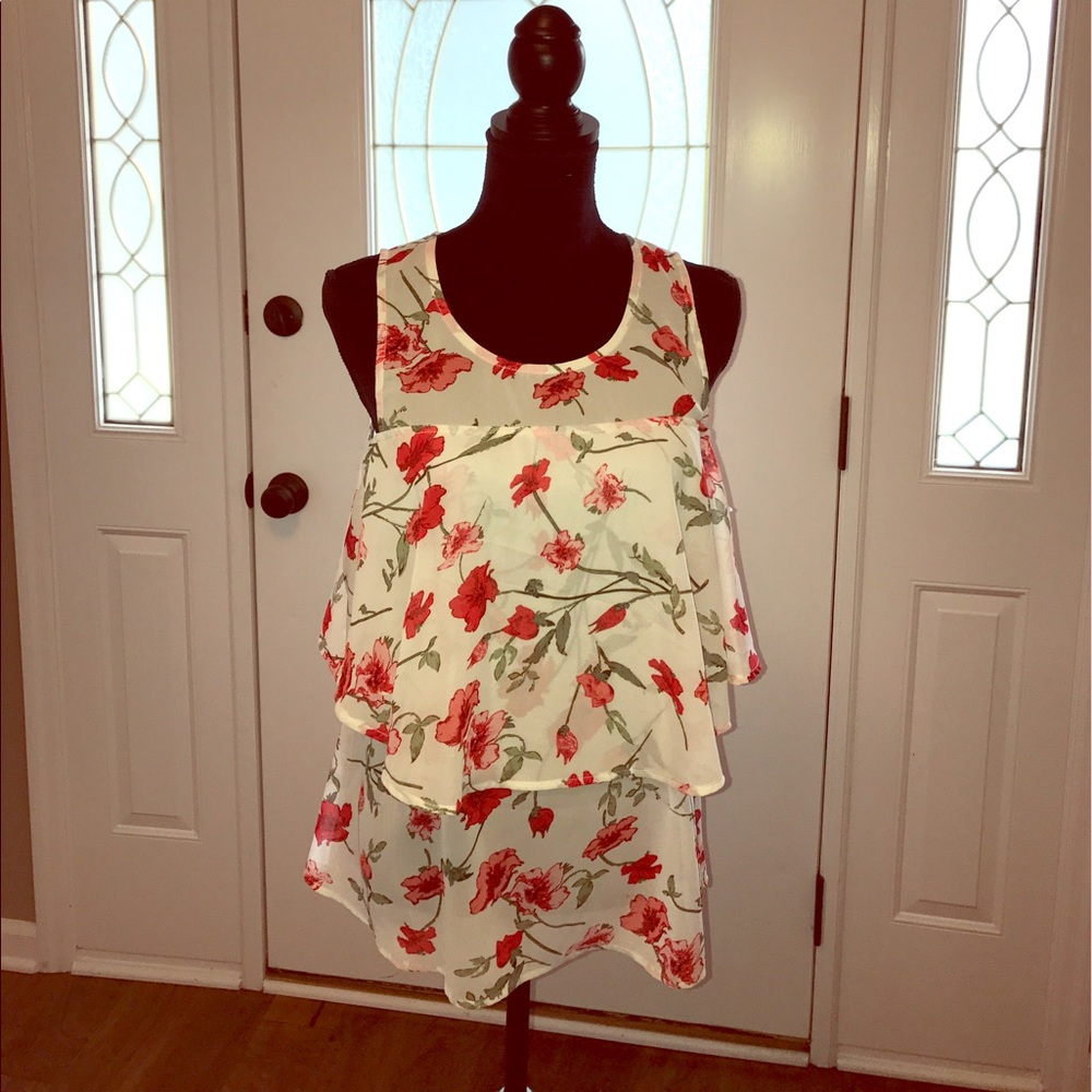 | SUMMER CLEARANCE | Floral Top